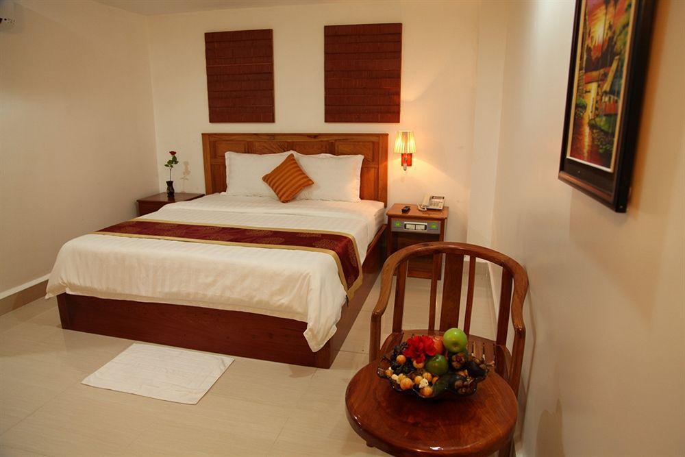 Huang Ting Hotel Phnompenh Exteriér fotografie