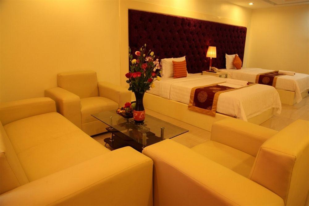 Huang Ting Hotel Phnompenh Exteriér fotografie