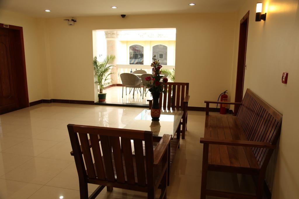 Huang Ting Hotel Phnompenh Exteriér fotografie
