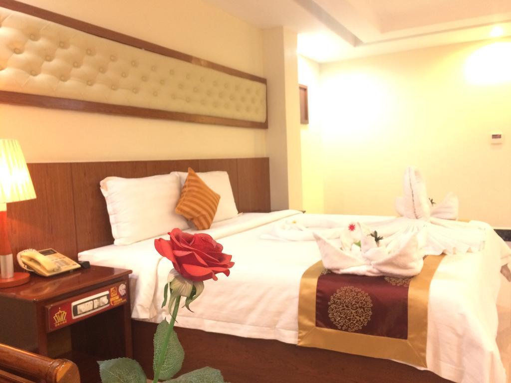 Huang Ting Hotel Phnompenh Exteriér fotografie